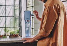 Zmień nawyk picia i oszczędzaj z saturatorem do wody gazowanej SodaStream Zmień nawyk picia i oszczędzaj z saturatorem do wody gazowanej SodaStream